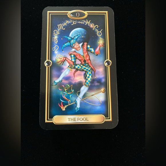 The Guilded Tarot by Barbara Moore Artwork-Ciro Marchetti #78 cards & guidebook - Picture 12 of 14